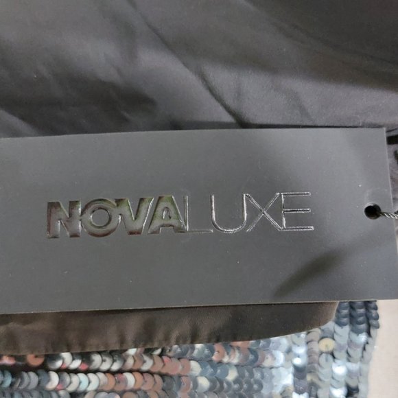 💥STUNNINGLY BEAUTIFUL💥 Ruffle Trim Corset Top in Black - Picture 15 of 15